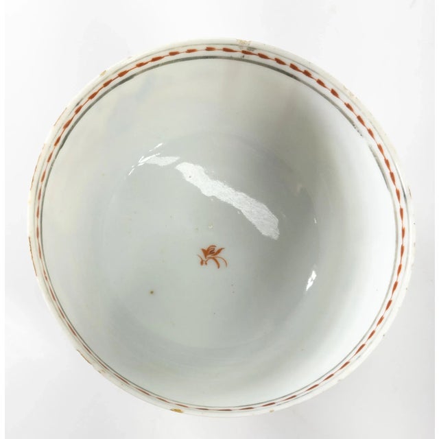 Rose 19th Century Chinese Export Porcelain Rose Mandarin Palette Bowl For Sale - Image 8 of 13