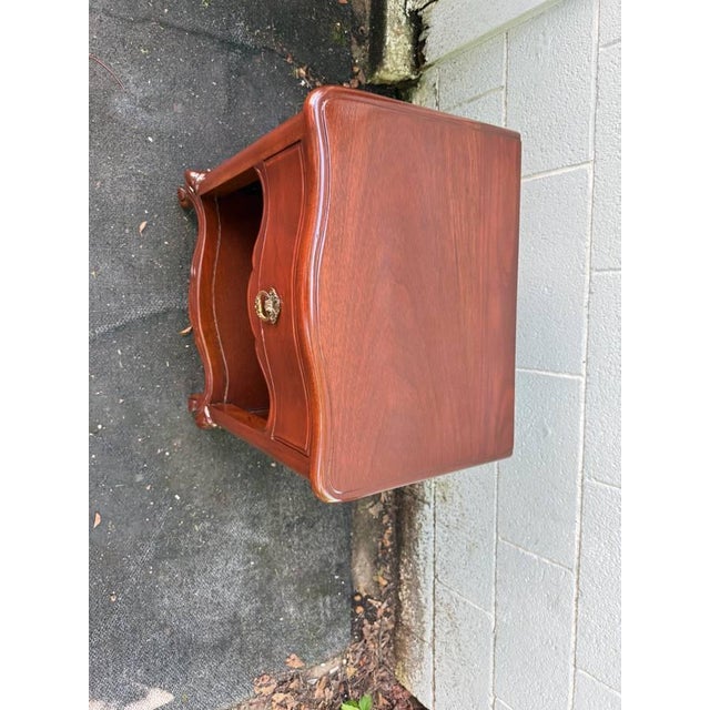 Late 20th Century Pair of French Provincial 1 Drawer Nightstands For Sale - Image 12 of 18