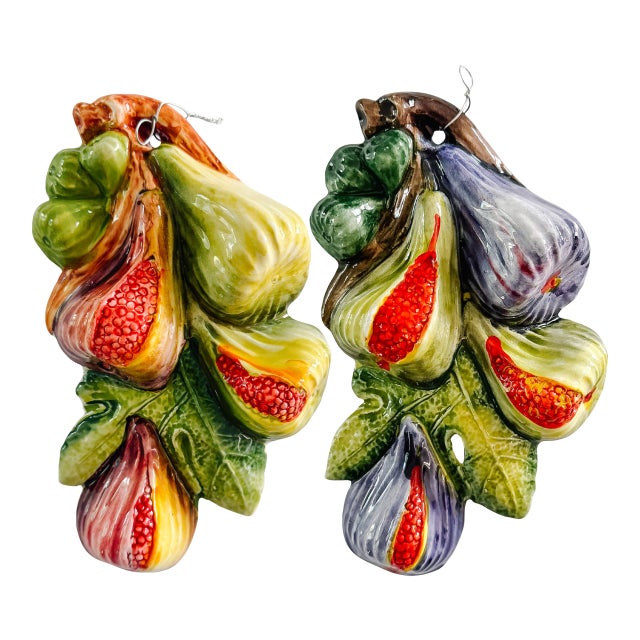 Vintage-Style Italian Majolica Fig Wall Plaques by Bassano Del Grappa Ceramiche - Pair For Sale
