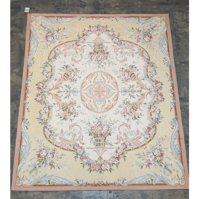 French 1950s French Aubusson Floral Medallion Rug - 8'1 X 10'2 For Sale - Image 3 of 6
