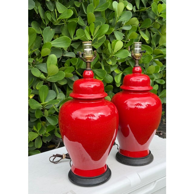 Chinoiserie Vintage Crackle Glazed Red Ceramic Table Lamps, Pair For Sale - Image 3 of 10
