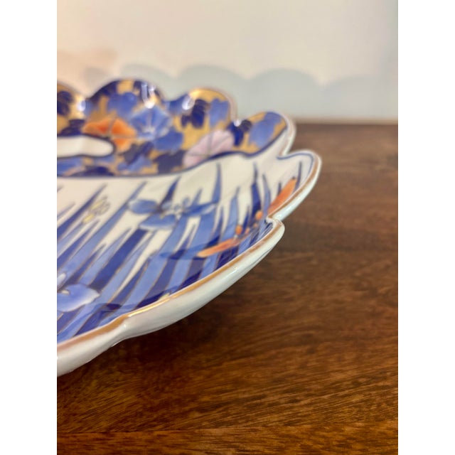 Fukagawa Vintage Fukagawa Seiji Imari Porcelain Scalloped Charger Dish, Hand Painted For Sale - Image 4 of 6