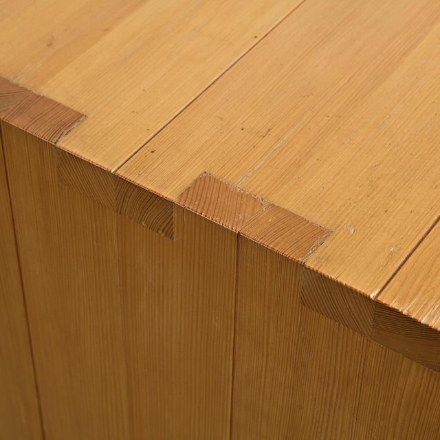 Pine Chest of Drawers from Maison Regain, France, 1970s For Sale - Image 6 of 9