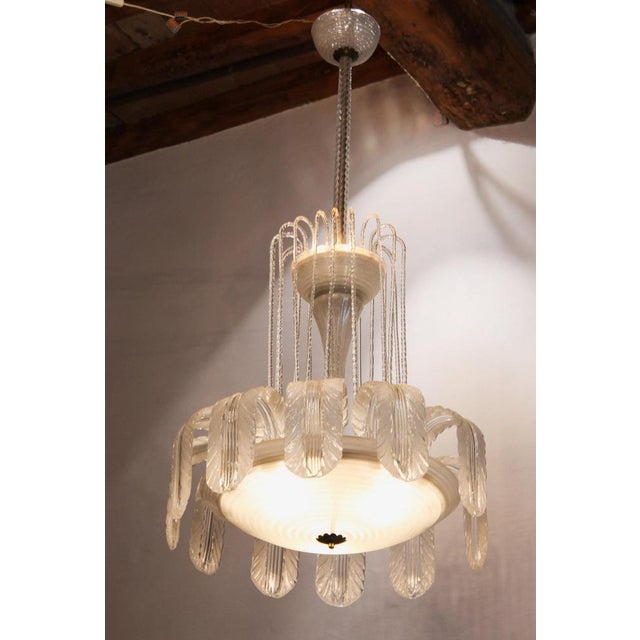 White Pulegoso Glass Fountain Chandelier from Barovier, 1930s For Sale - Image 13 of 18