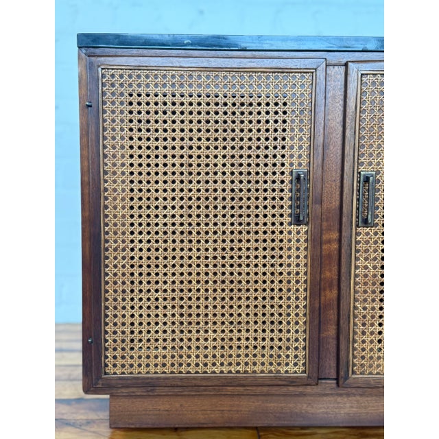 Mid-Century Modern 1960s Jack Cartwright for Founders Oversized Walnut, Cane & Marble Side Table For Sale - Image 3 of 9