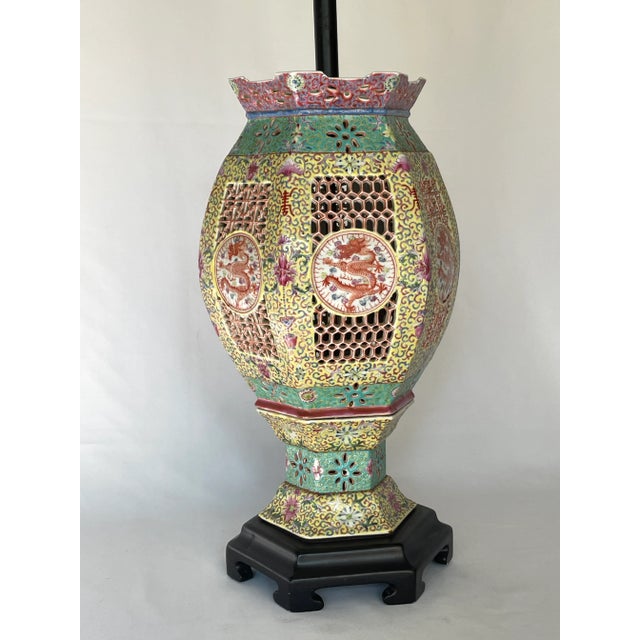 Chinoiserie Antique Chinese Famille Rose Porcelain Imperial Dragon Wedding Lantern Lamp For Sale - Image 3 of 10