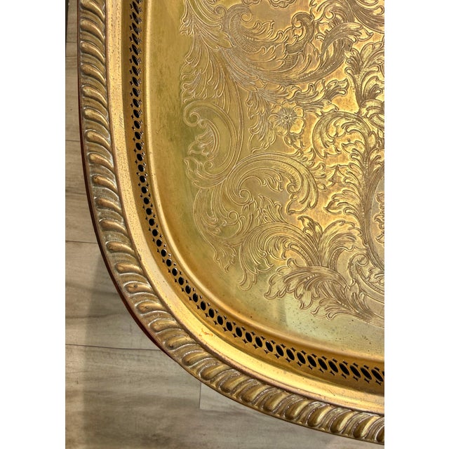 Mid-Century Queen Anne Style Mahogany Side Table With Engraved Brass Tray For Sale - Image 9 of 18