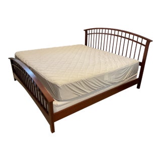 1990s Thomasville Impressions Bridges Collection King Headboard / Bed Frame For Sale