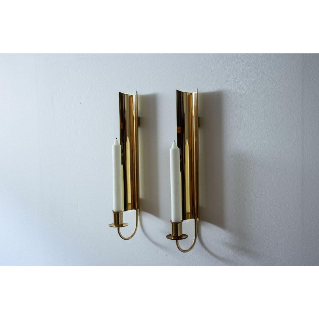 1960s Vintage Brass Reflex Wall Candlesticks by Pierre Forssell for Skultuna, 1960s, Set of 2 For Sale - Image 5 of 8