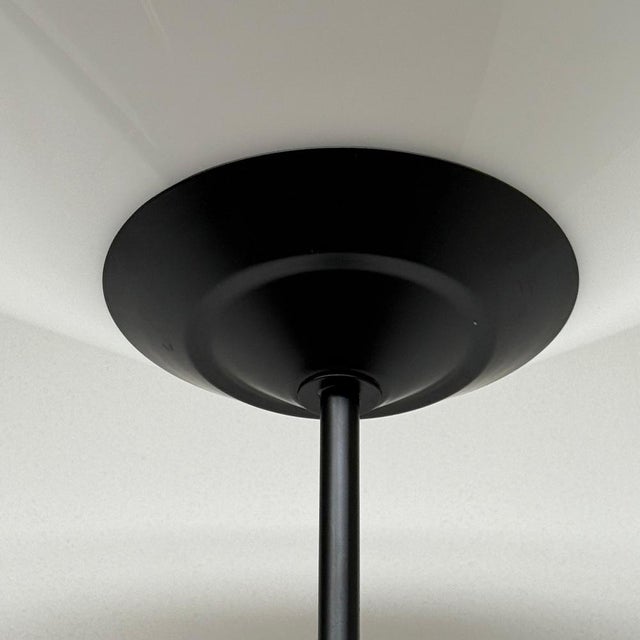 Postmodern Uplighter Floor Lamp in Frosted Plastic and Lacquered Metal, 1990s For Sale - Image 4 of 9