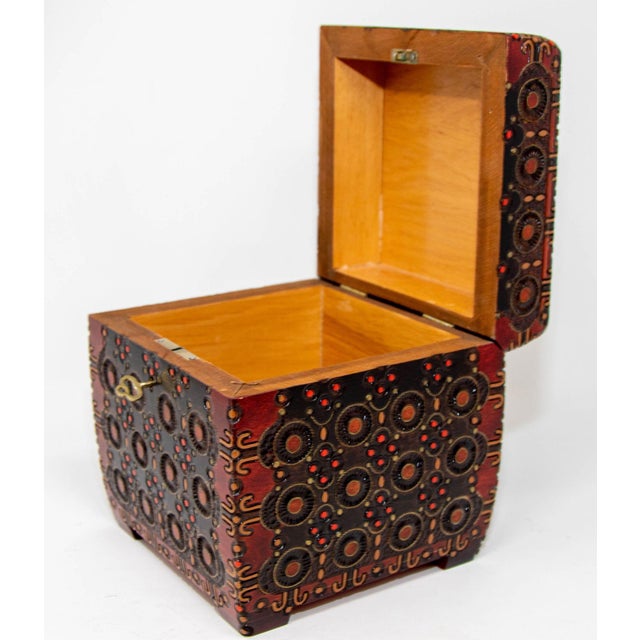 Hand-Carved Vintage Folk Art Wooden Tramp Art Style Storage Box For Sale - Image 9 of 12