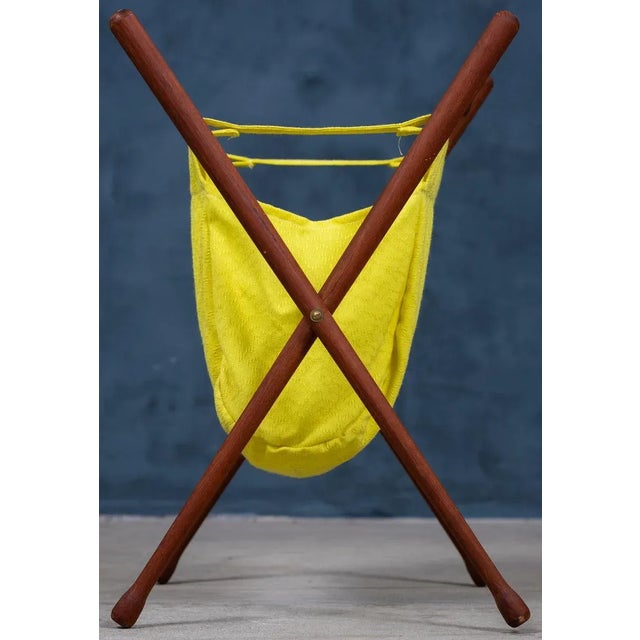 Wood Mid-Century Foldable Teak Magazine Rack with Drumstick Legs For Sale - Image 7 of 8