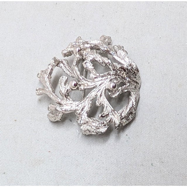 Mid-Century Modern Vintage 1970s Signed Napier Rhodium Plated "Coral" Brooch For Sale - Image 3 of 7