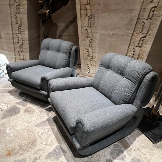 1960s Munari for Poltrona Italian Lounge Chairs Set of Two