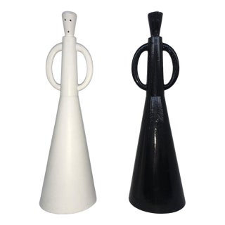 Alessandro Guerriero, Postmodern Portabuono Quo Sculptures, Italy, 1980s, Set of 2 For Sale