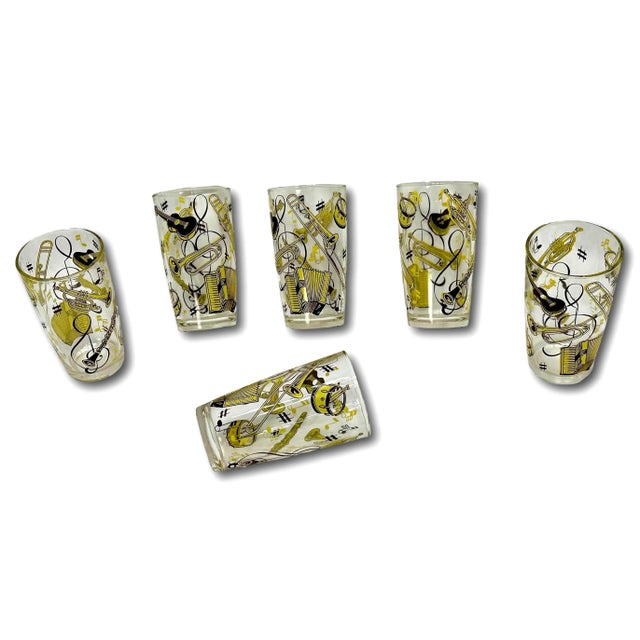 Rare Mid Century 20 Piece Hazel Atlas Musical Instrument Motif Cocktail Shaker Set With Ice Bucket & Assorted Size Glasses For Sale - Image 9 of 12