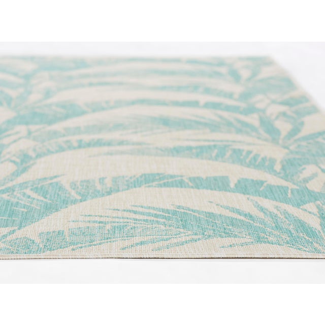 Contemporary Momeni Contemporary Indoor/Outdoor Riviera Palm Rug in Aqua, 8' x 10' For Sale - Image 3 of 9
