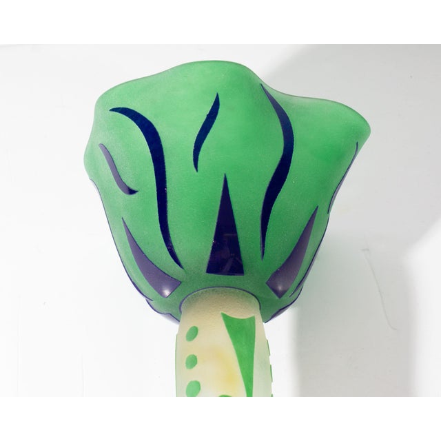 Late 20th Century Art Glass Flower Sculpture by Stephen Fellerman and Clair Raabe For Sale - Image 5 of 6