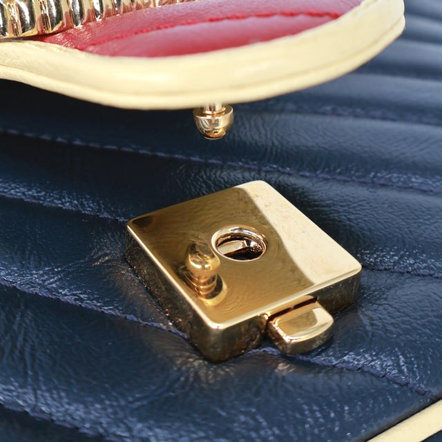 Gucci Tri-Color Gg Marmont Matelassé Diagonal Leather Small Crossbody Bag, 2021 For Sale - Image 11 of 17