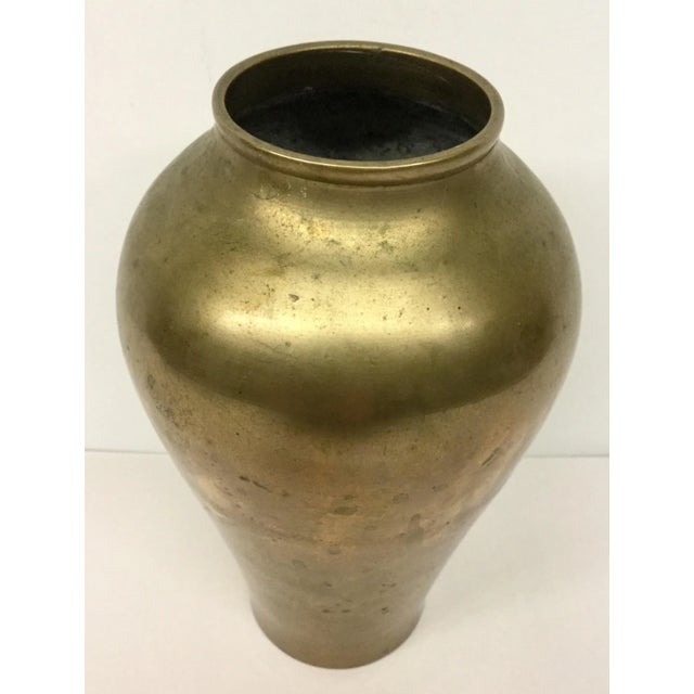 Perfect shape and size. This pure and simple vase is just the accessory you need to wow your guests. We left it unpolished...