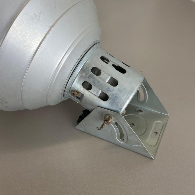 Gold No. 2 Fotostudio Ceiling Lights from Zeiss Ikon, Germany, 1970s, Set of 2 For Sale - Image 8 of 18