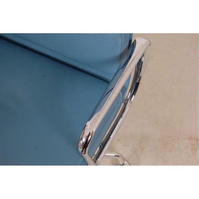 Animal Skin EA-219 Desk Chair in Leather by Charles Eames for Vitra For Sale - Image 7 of 13