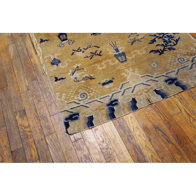 1870s Traditional Beige Vase Geometric Qing Antique Chinese Ningxia Small Rug For Sale In New York - Image 6 of 9