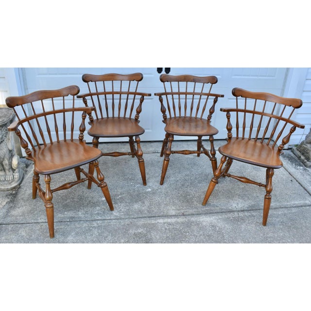 Vtg. Set of Four Ethan Allen Heirloom Nutmeg Maple Windsor Dining Chairs For Sale In Philadelphia - Image 6 of 17