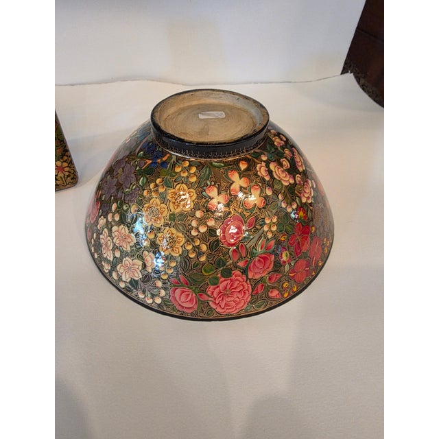 Paper Large Kashmiri Laquerware Papier Mache Bowl and Picture Frame For Sale - Image 7 of 12