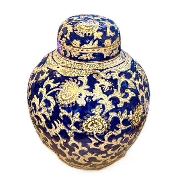 Chinoiserie Cobalt Blue and Gold Lidded Ginger Jar For Sale - Image 3 of 11