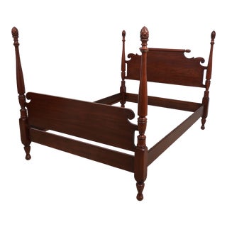 Henkel Harris Full Size Pineapple Post Bed For Sale