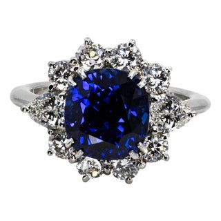 Late 20th Century Vivid Royal Blue Sapphire Ring, Size 4.75 For Sale