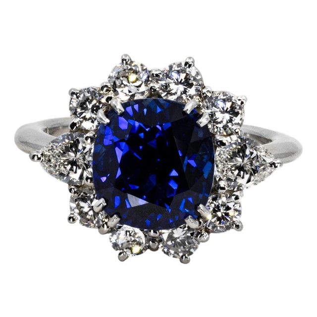 Late 20th Century Vivid Royal Blue Sapphire Ring, Size 4.75 For Sale
