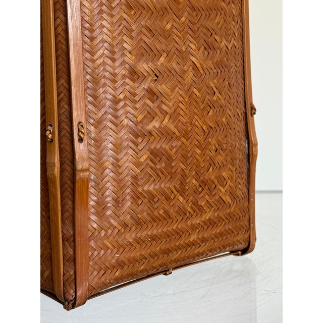 20th Century Japanese Ikebana Basket For Sale - Image 9 of 11