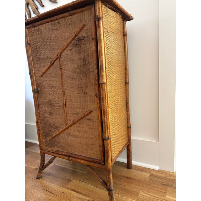 English Early 20th Century Tortoiseshell Burnt Bamboo and Rattan Cabinet For Sale - Image 3 of 12