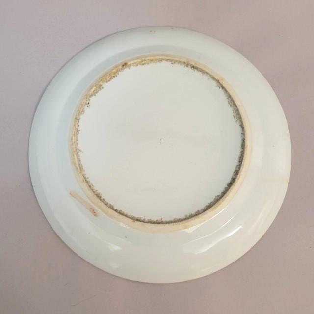 Mid 19th Century Antique 9.8" Chinese Export Rose Medallion Porcelain Plate, C. 1860–1880 For Sale - Image 5 of 5