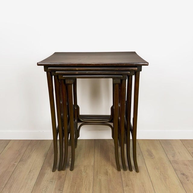 Thonet Art Nouveau No. 10 Nesting Tables by Michael Thonet for Thonet, 1900s, Set of 4 For Sale - Image 4 of 18