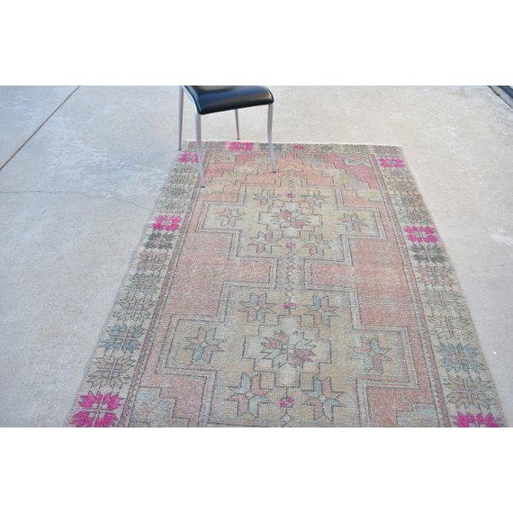 1950s Vintage Turkish Oushak Rug - 4′2″ × 8′4″ For Sale - Image 9 of 10