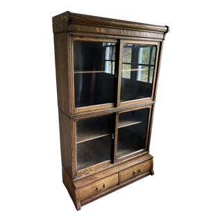Early 20th Century Tiger Oak Book Shelving Cabinet For Sale
