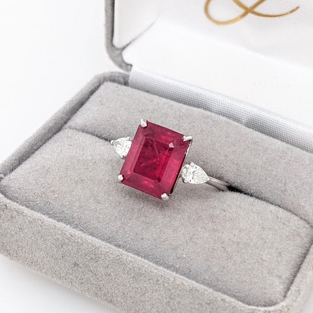 5.9ct Statement Ruby Ring With Diamond Accents: Solid 14k Gold, Emerald Cut, Size 6.75 For Sale In Columbus - Image 6 of 8