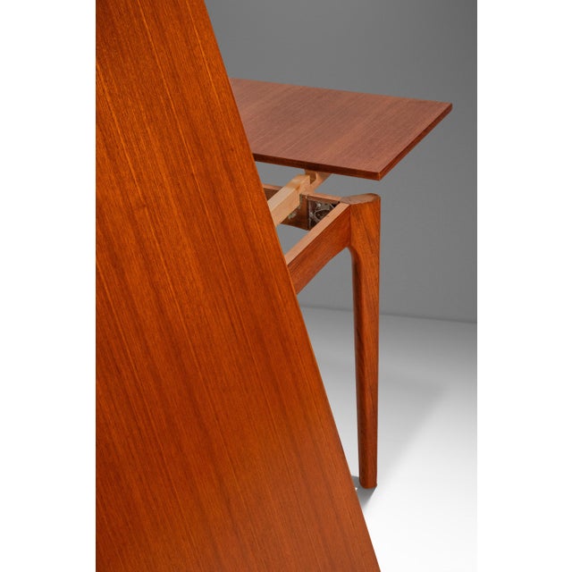 Mid-Century Danish Modern Expansion Dining Table in Teak W/ Stow in Table Leaves Attributed to Henning Kjaernulf for Vejle Stole , Denmark, C. 1960s For Sale - Image 14 of 15
