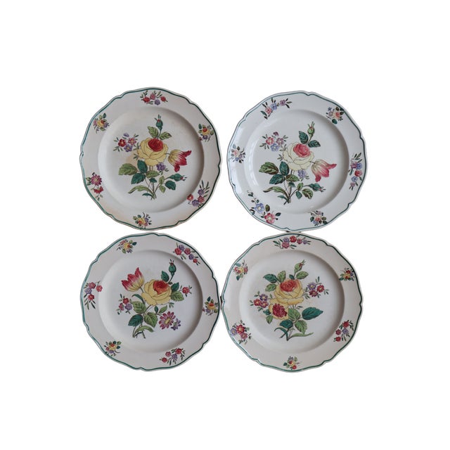 French Country Vintage Wedgwood Etruria English Floral Creamware Salad Plates With Scalloped Green Rims — Set of Four For Sale - Image 3 of 18