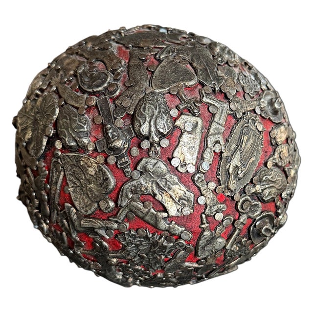 Mid 20th Century 20th Century Mexican Ex-Voto Reliquary For Sale - Image 5 of 13