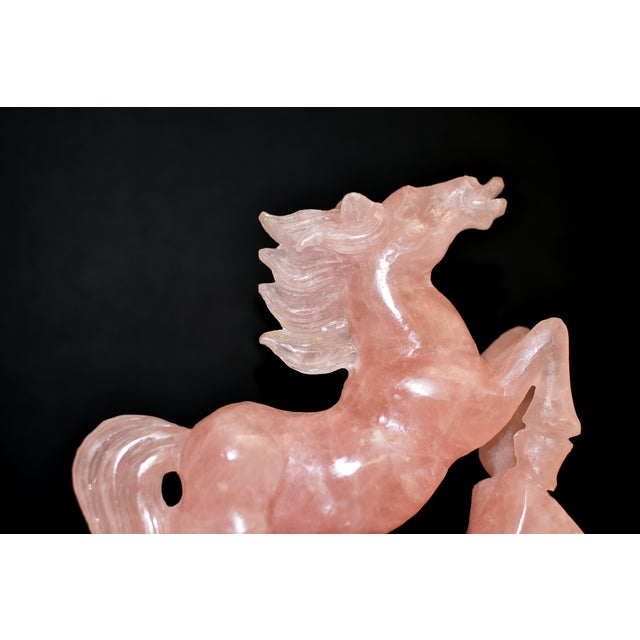 Rose Mid 20th Century Natural Rose Quartz Horse Statue Hand Carved Gemstone Sculpture For Sale - Image 8 of 16