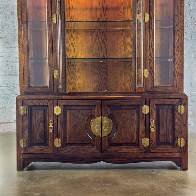 Late 20th Century Late 20th Century Campaign or Chinoiserie Style Lighted China Hutch by Bernhardt Dark Oak & Brass For Sale - Image 5 of 18
