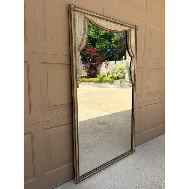 Mid 20th Century Large Hollywood Regency Trompe l'Oeil Draped Giltwood Mirror For Sale - Image 5 of 10