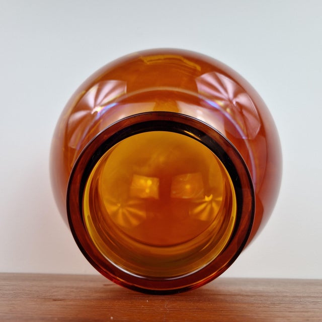 Industrial Amber Glass Evaporation Flask from Buchi, 1980s For Sale - Image 6 of 9