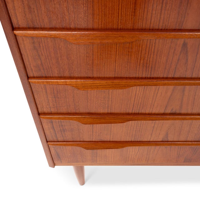 Danish Mid Century Modern Teak Tallboy Dresser 6 Drawer Chest Vintage 1960s For Sale In San Francisco - Image 6 of 7