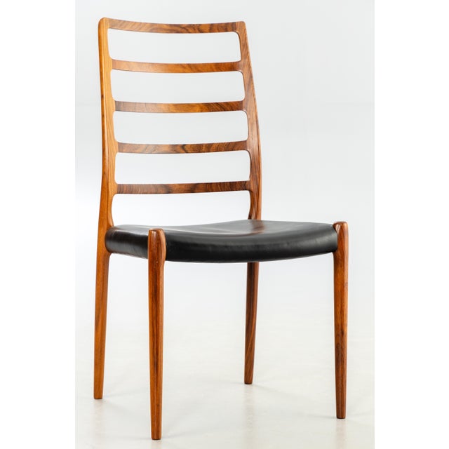 Mid-Century Modern Honduras Rosewood 82 Model Chairs from Niels Otto Møller, Denmark, 1970s, Set of 6 For Sale - Image 3 of 10