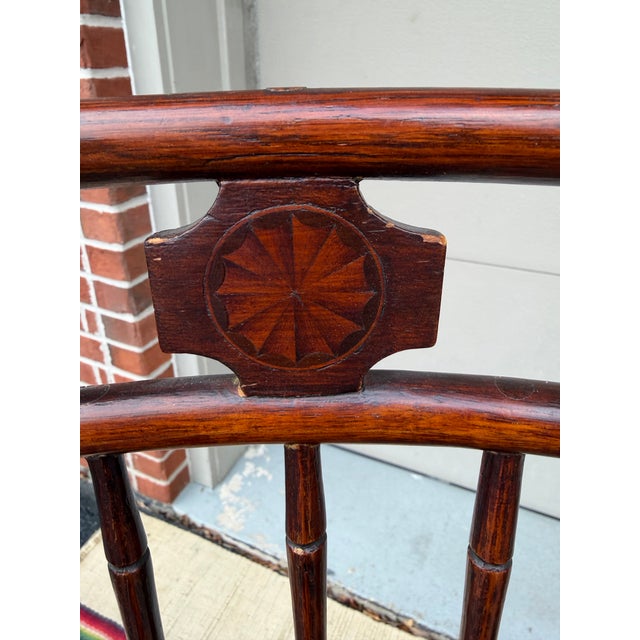 Brown A Very Rare Set of 4 Inlaid Birdcage and Butterfly Windsor Chairs, Philadelphia, Circa 1810's For Sale - Image 8 of 12